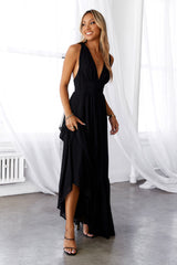 Stand Out Heart Maxi Dress Black